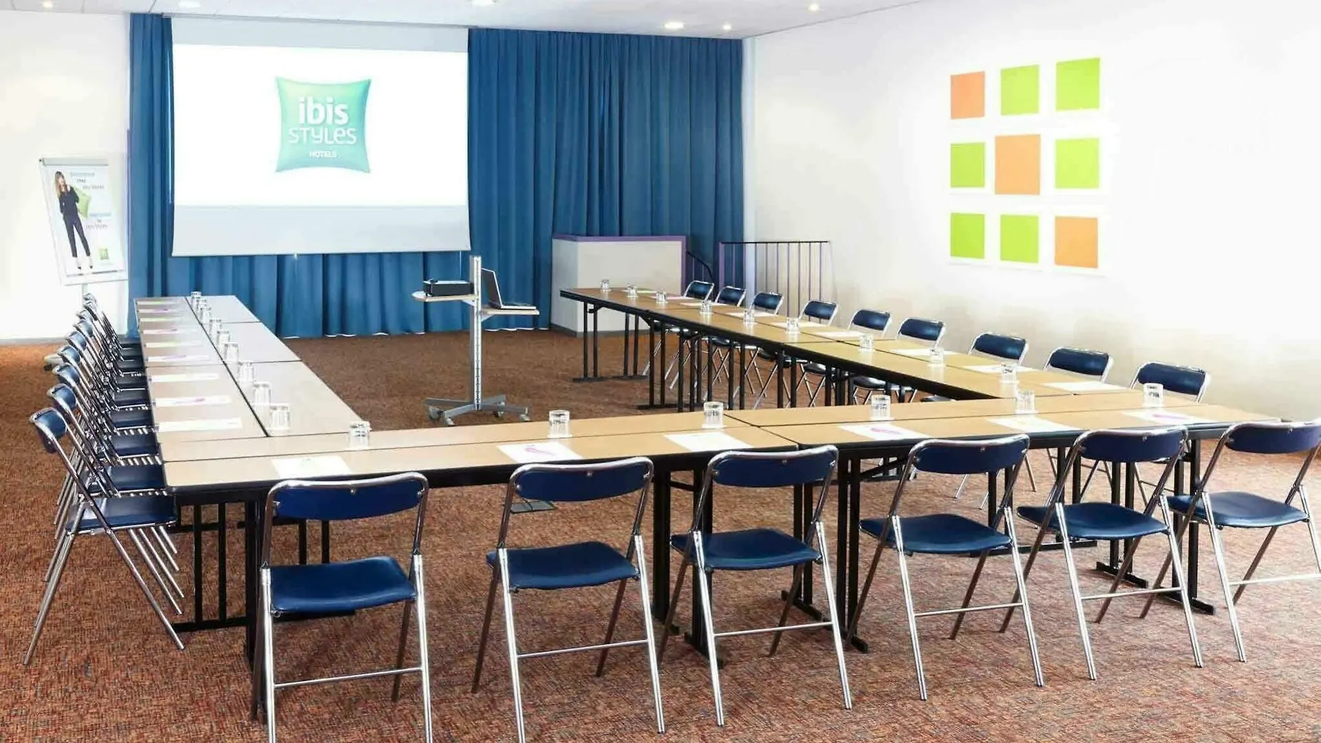Hotel Ibis Styles Arles Palais Des Congres 3*,